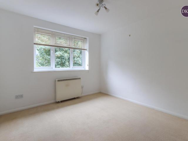 Flat for rent in North Watford