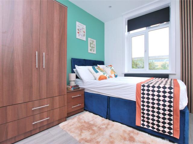 Flat for rent in Woodbridge Hill, Westborough