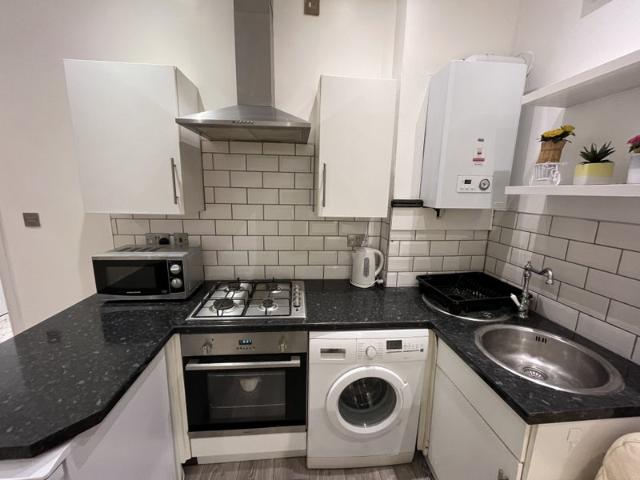 Flat for rent in West Cliff, Bournemouth