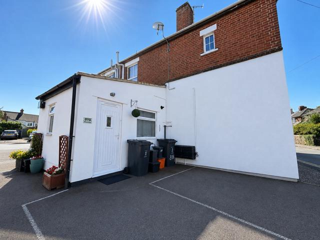 Flat for rent in Highworth, Swindon
