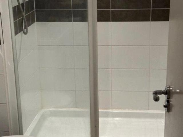 Flat for rent in Weybridge, Elmbridge