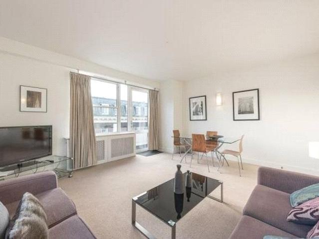 Flat for rent in Camden Town, East Marylebone