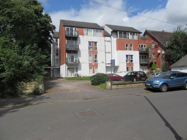 Flat for rent in Whalley Range, Manchester