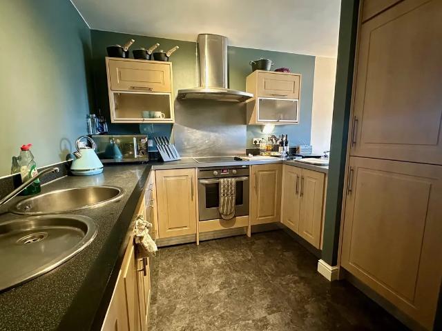 Flat for rent in Hoole, Two Mills