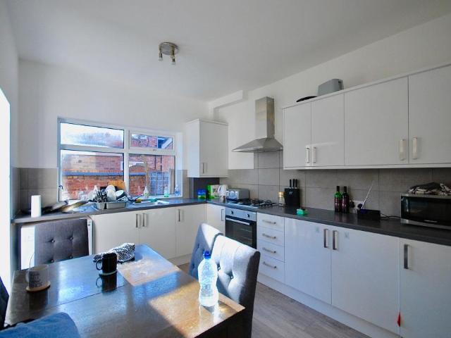 Flat for rent in Georgia, Greater Manchester