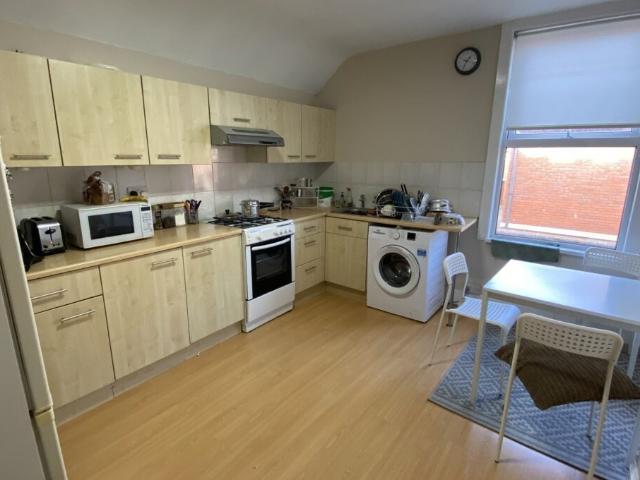 Flat for rent in The Colonies, Cardiff