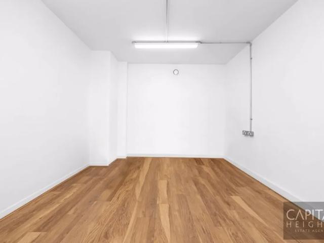 Flat for rent in Whitechapel, Greater London