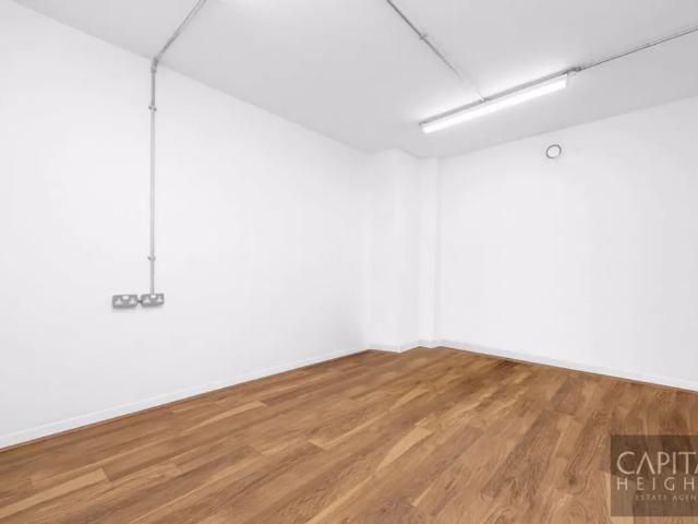 Flat for rent in Whitechapel, Greater London