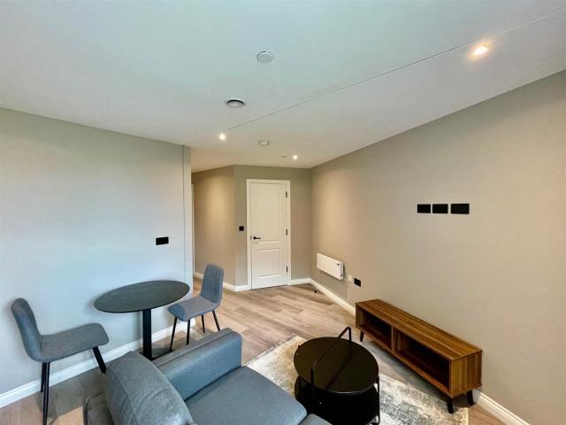 Flat for rent in Holbeck, Leeds