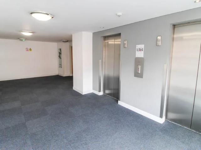 Flat for rent in City Centre, Georgia