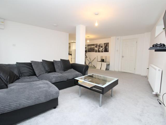 Flat for rent in Widmore Green, Greater London