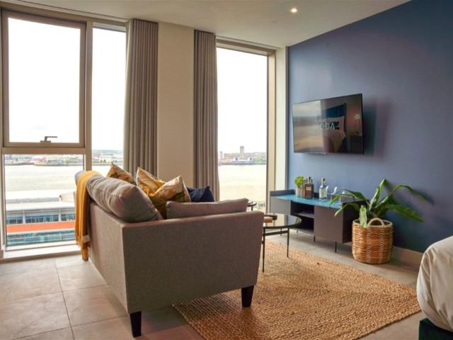 Flat for rent in Calderstones