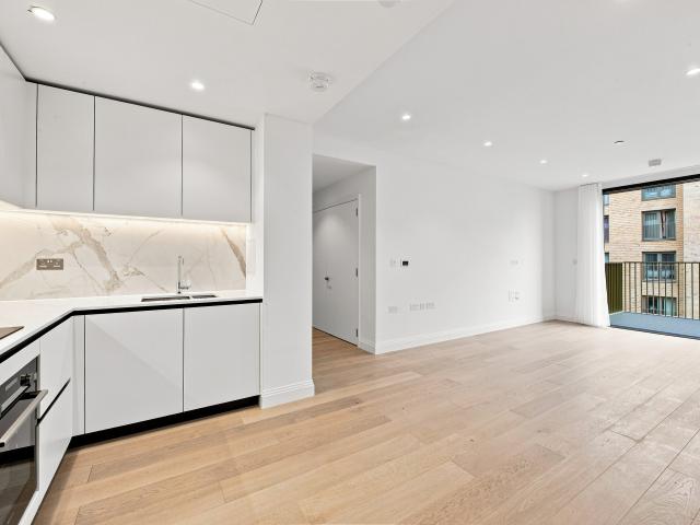 Flat for rent in Sands End, Greater London