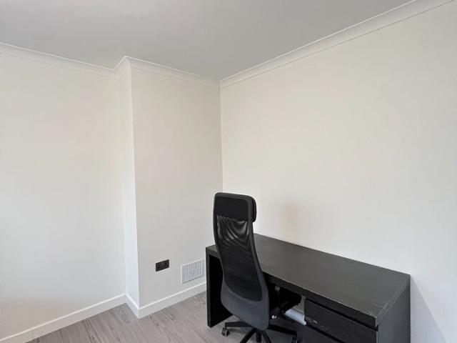 Flat for rent in New Malden, Berrylands
