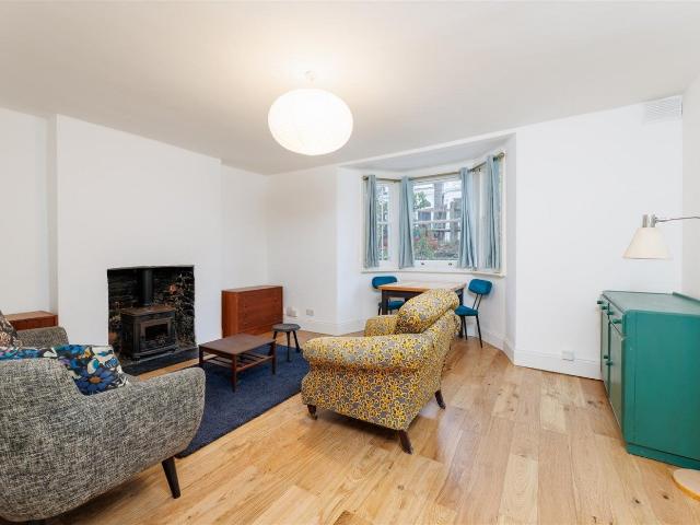 Flat for rent in Camberwell, Greater London