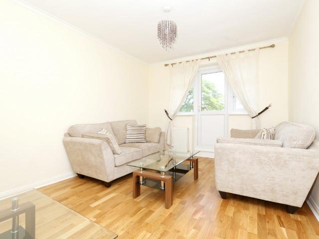 Flat for rent in Colney Hatch, Greater London