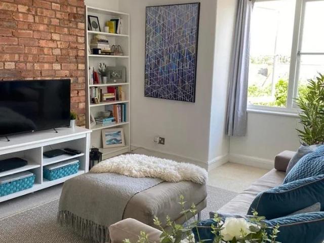 Flat for rent in Brondesbury Park, Greater London