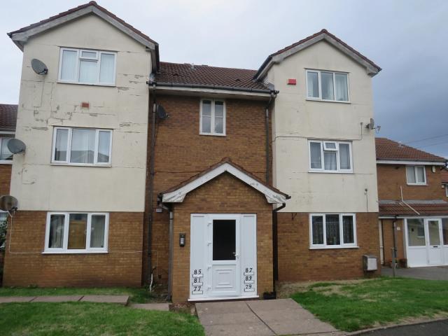 Flat for rent in Causeway Green, West Midlands