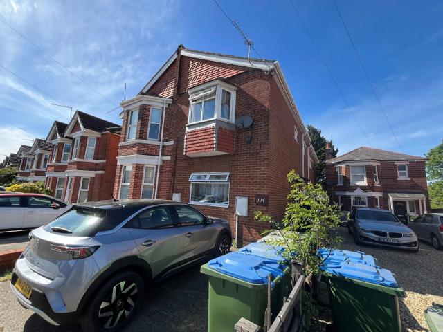 Flat for rent in Shirley Park, City Of Southampton