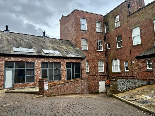 Flat for rent in Avenham, Higher Bartle