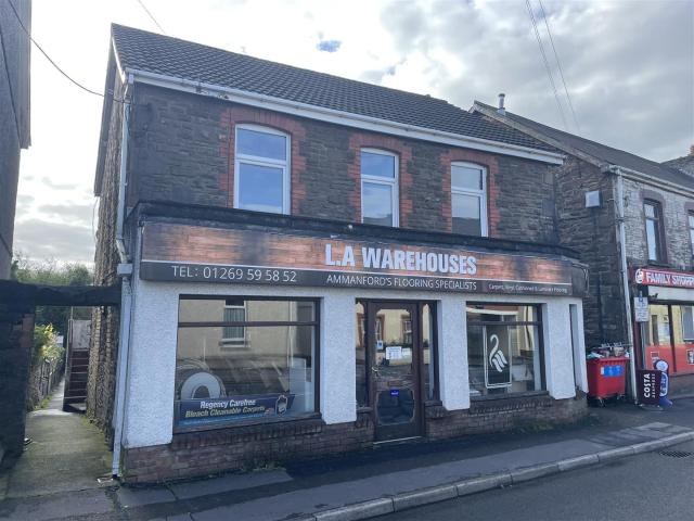 Flat for rent in Tir-y-dail, Ammanford