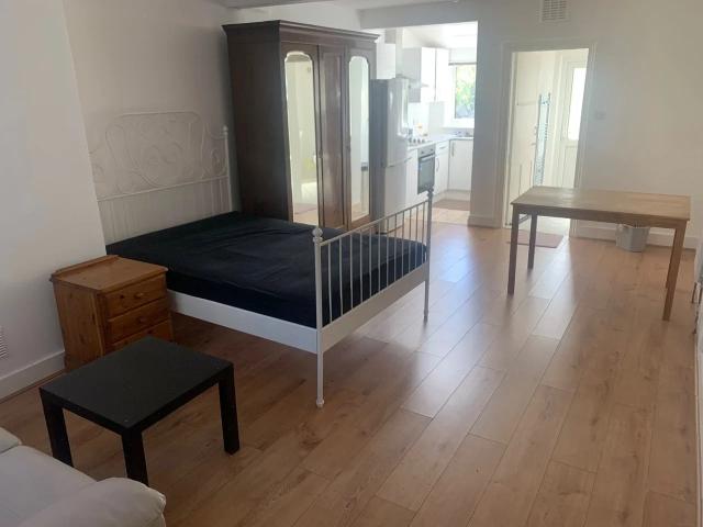 Flat for rent in London Borough of Newham, Greater London