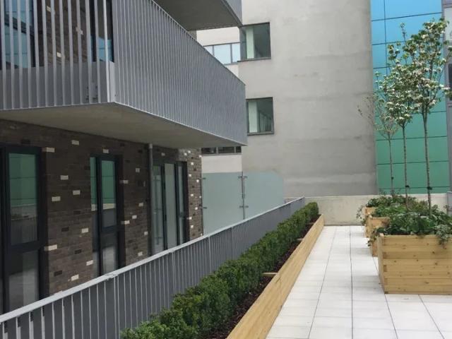 Flat for rent in Slough
