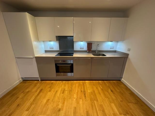 Flat for rent in Chalvey, Slough