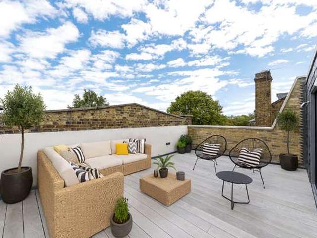 Flat for rent in London Borough of Wandsworth, Greater London
