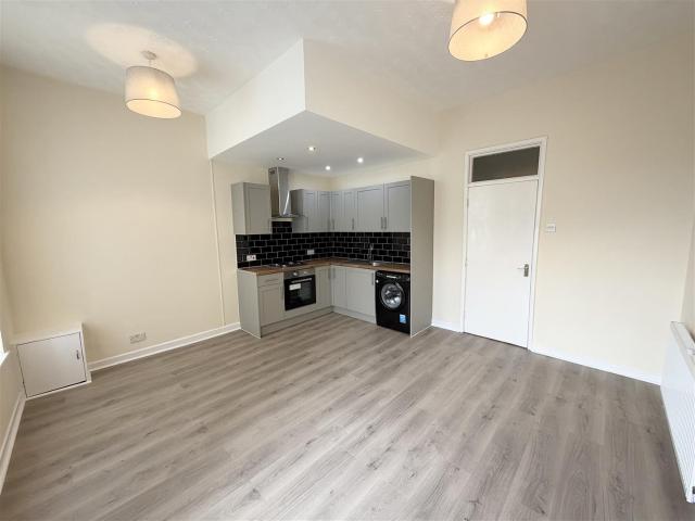 Flat for rent in Liscard