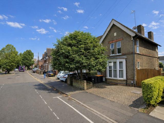 Flat for rent in Harpur, Bedford