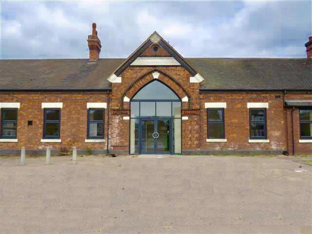Flat for rent in Chadsmoor, Staffordshire
