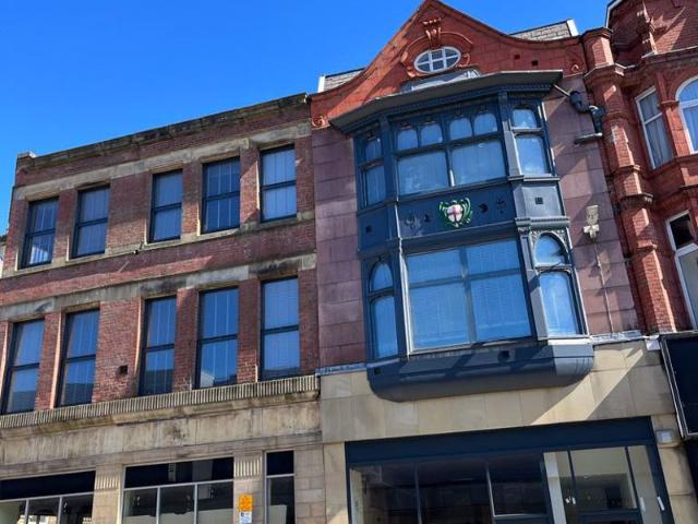 Flat for rent in The Haulgh, Lee Bank