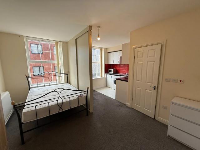 Flat for rent in Hyde Park, South Yorkshire