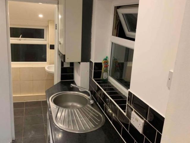 Flat for rent in Beamhurst, Staffordshire