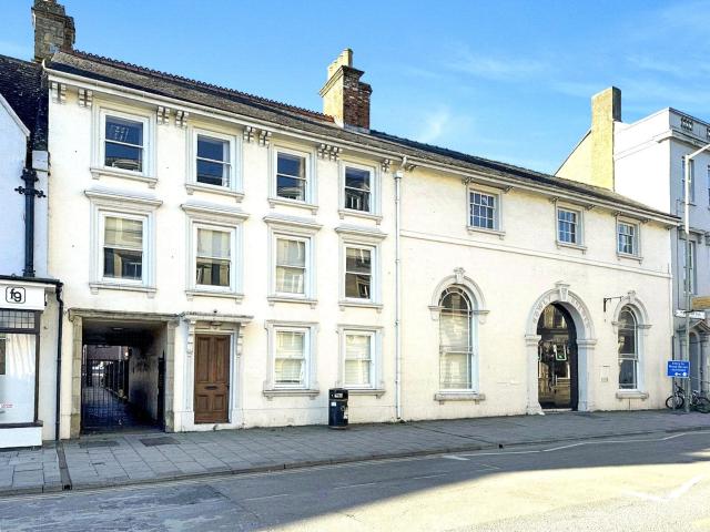 Flat for rent in Old Town, Swindon