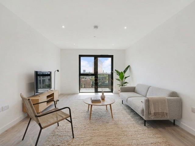 Flat for rent in Woodberry Down, Greater London