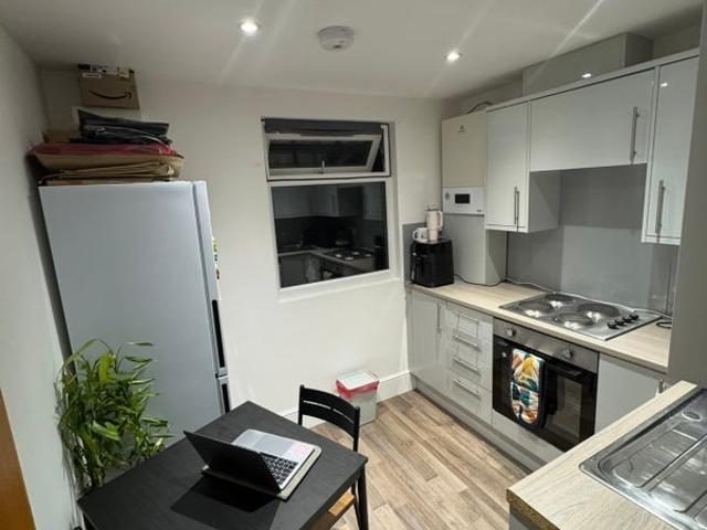 Room for rent in Woodberry Grove Estate, Greater London