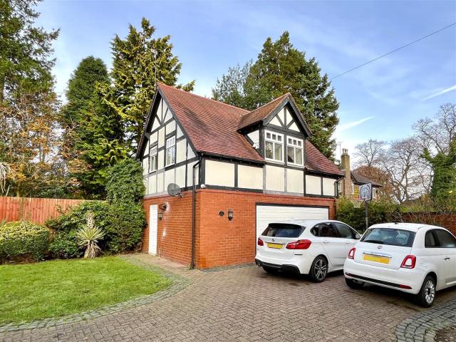 Flat for rent in Trafford Park, Greater Manchester
