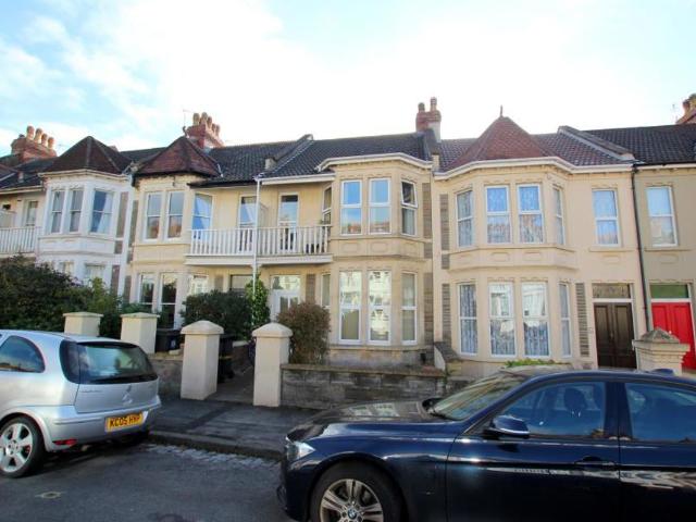 Flat for rent in Upper Knowle, Bristol