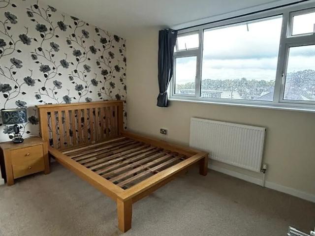 Flat for rent in Friern Barnet, Greater London