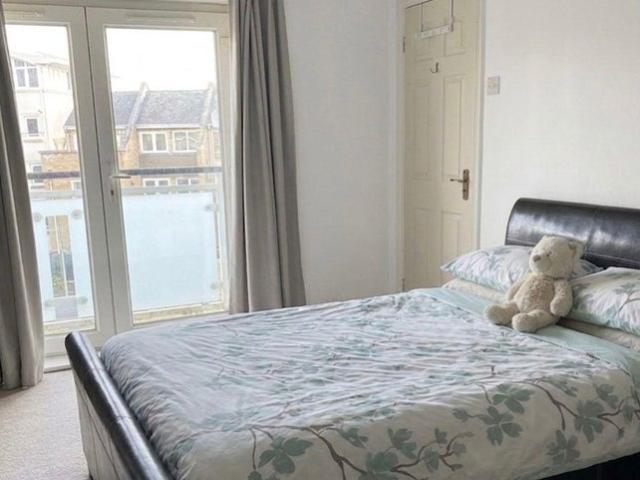 Flat for rent in Rotherhithe, Greater London