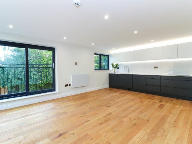 Flat for rent in Denham, Gerrards Cross and Chalfonts Community Board, Tatling End