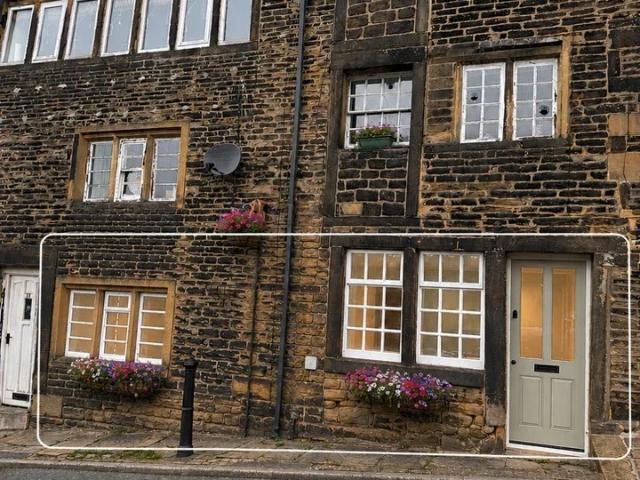 Flat for rent in Saddleworth, Pendock