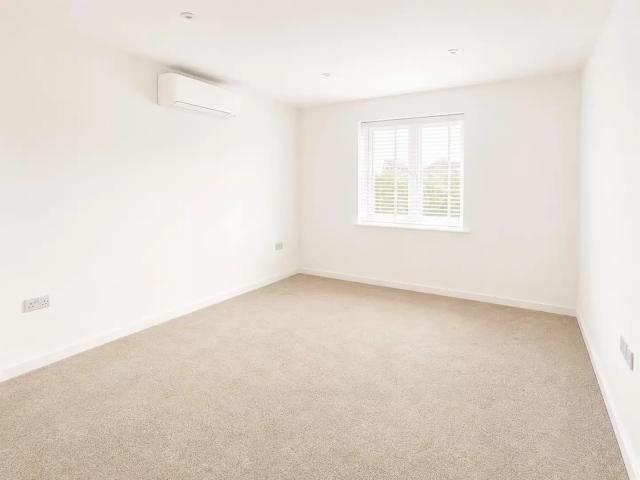 Flat for rent in The Bridge, Kent