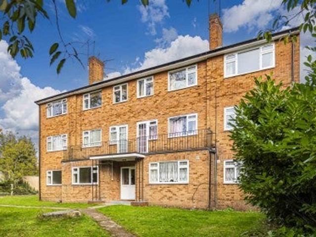 Flat for rent in North Watford