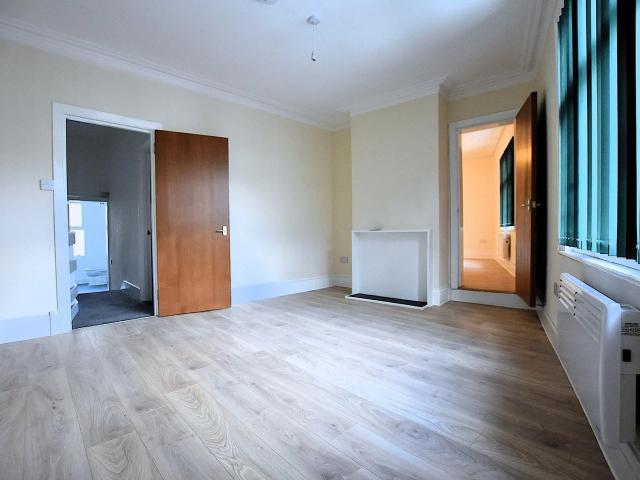Flat for rent in London Borough of Croydon, Thornton Heath