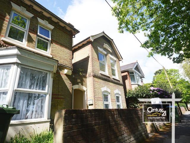 Flat for rent in Shirley, City Of Southampton
