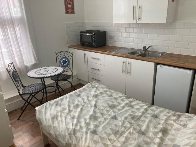 Flat for rent in Coventry, Ball Hill