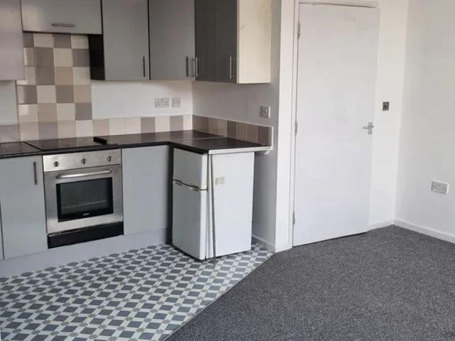 Flat for rent in Southport, Meols Cop